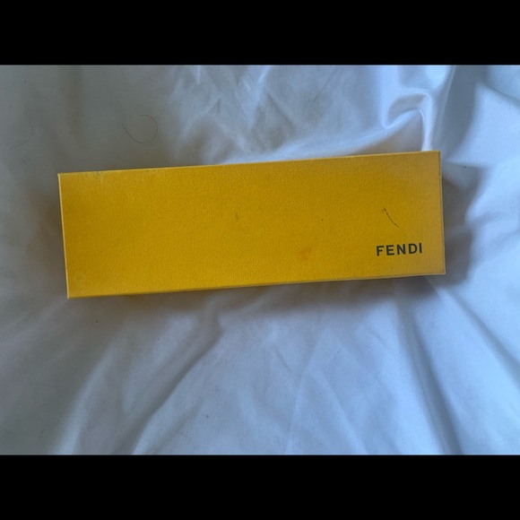 Fendi watch - Picture 7 of 7